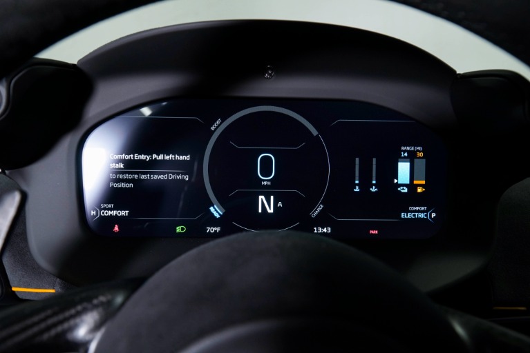 Used 2023 McLaren Artura Performance for sale $178,992 at Aston Martin Walnut Creek in Walnut Creek CA 94596 6