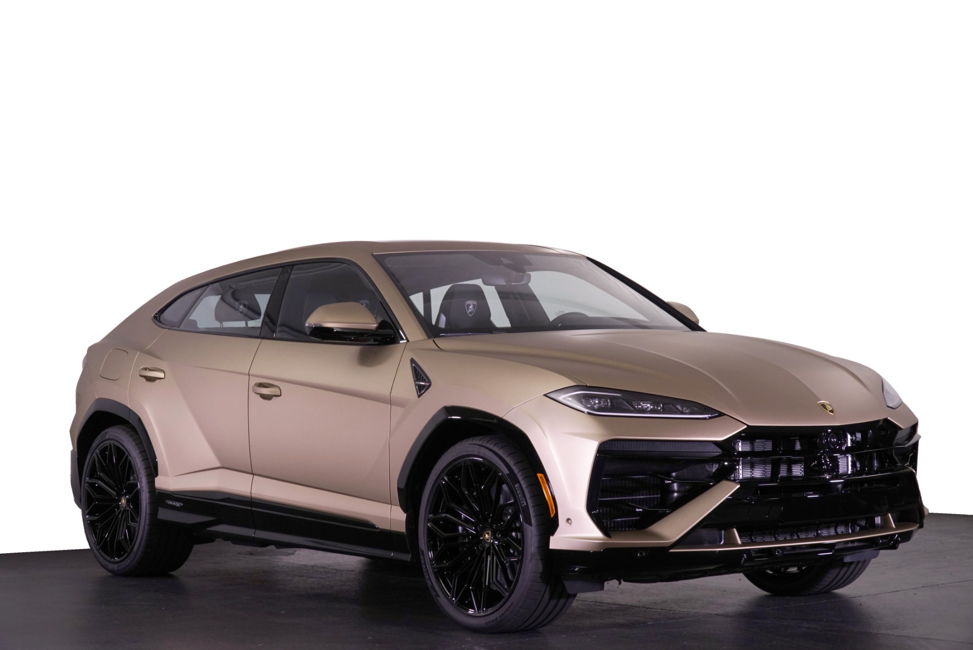 New-2025-Lamborghini-Urus-SE-