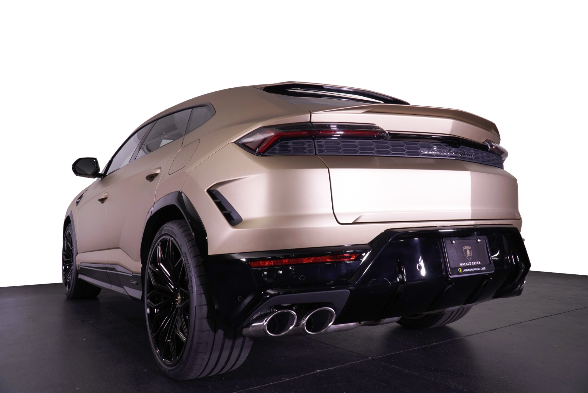 New 2025 Lamborghini Urus SE For Sale (Sold) | Aston Martin Walnut