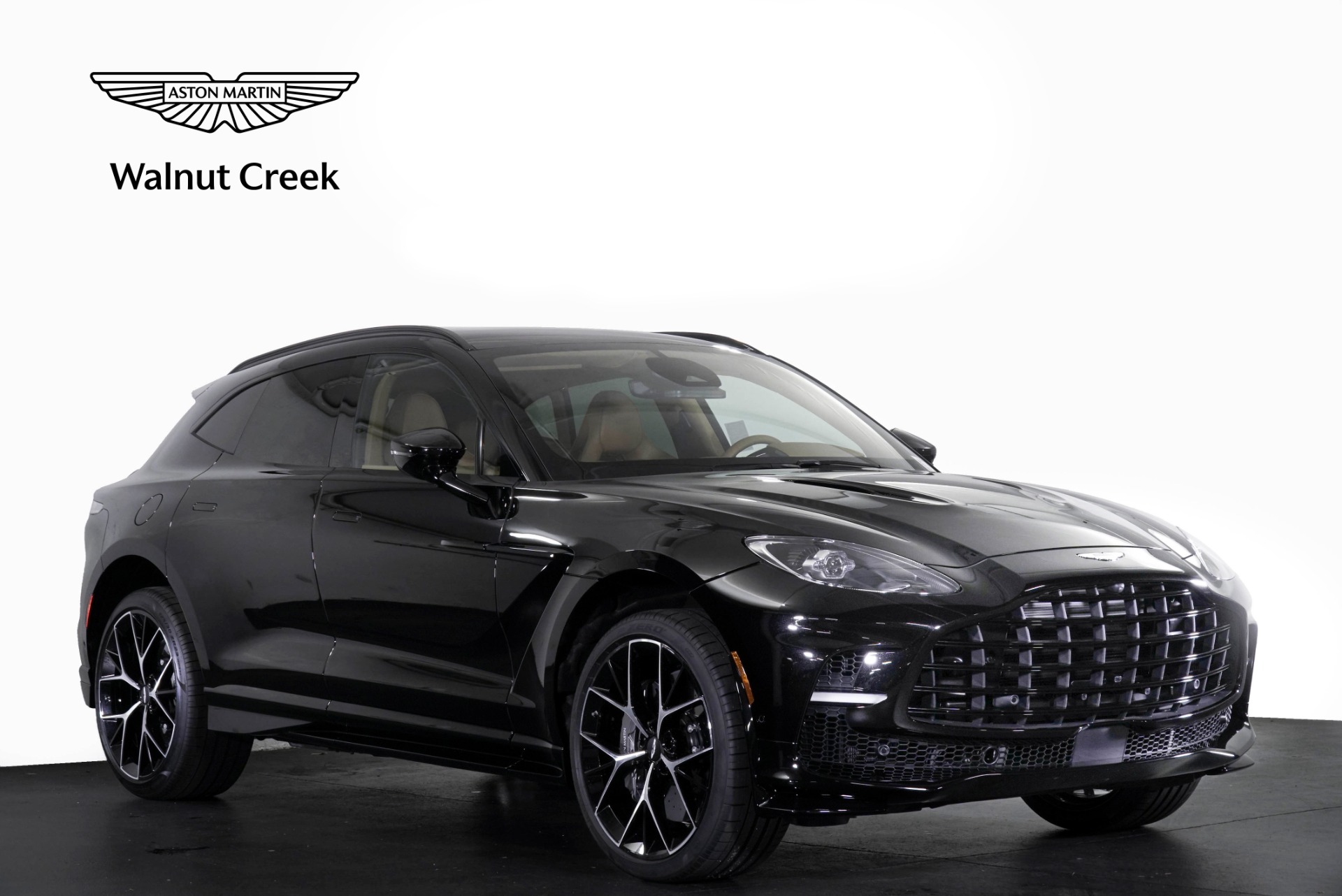 2026 Aston Martin DBX