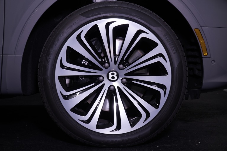 Used 2025 Bentley Bentayga EWB Azure for sale $259,850 at Aston Martin Walnut Creek in Walnut Creek CA 94596 6