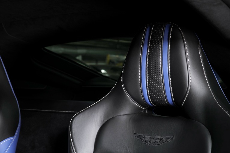 Used 2021 Aston Martin Vantage for sale $110,993 at Aston Martin Walnut Creek in Walnut Creek CA 94596 5