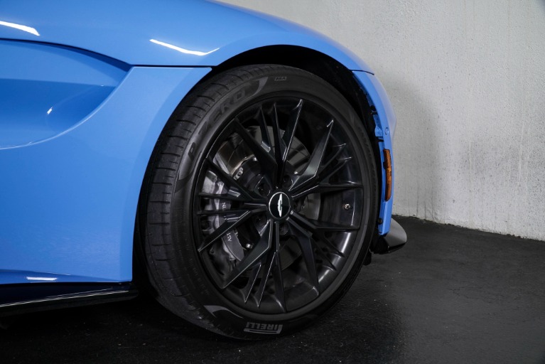Used 2021 Aston Martin Vantage for sale $110,993 at Aston Martin Walnut Creek in Walnut Creek CA 94596 9