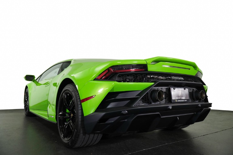 Used 2022 Lamborghini Huracan EVO for sale Sold at Aston Martin Walnut Creek in Walnut Creek CA 94596 8