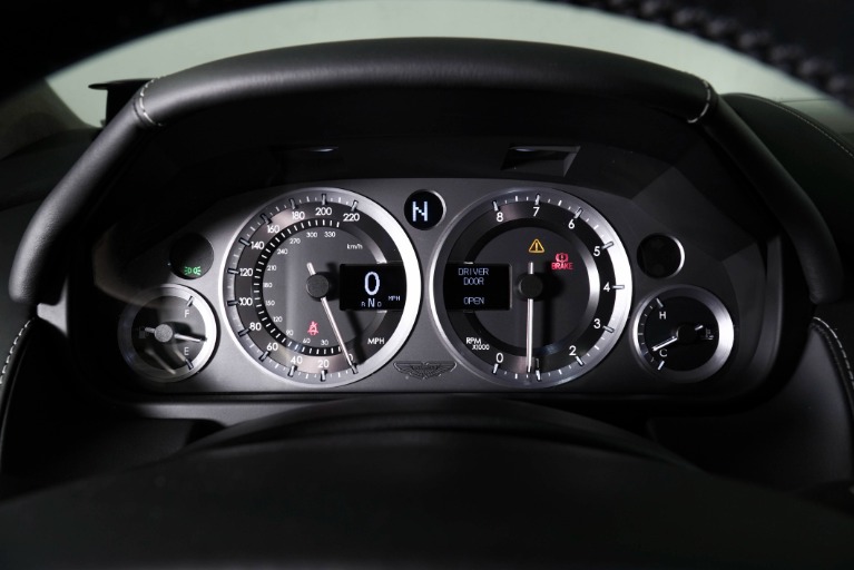 Used 2016 Aston Martin V8 Vantage S for sale $69,991 at Aston Martin Walnut Creek in Walnut Creek CA 94596 6