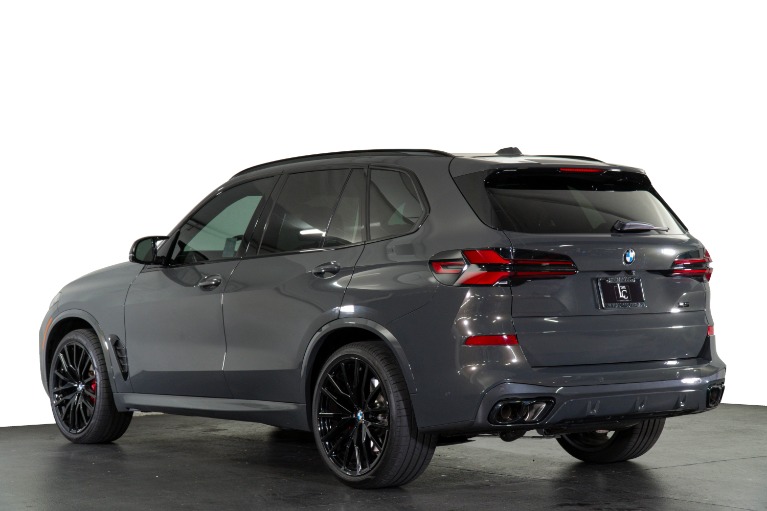 Used 2026 BMW X5 M60i for sale $86,991 at Aston Martin Walnut Creek in Walnut Creek CA 94596 2