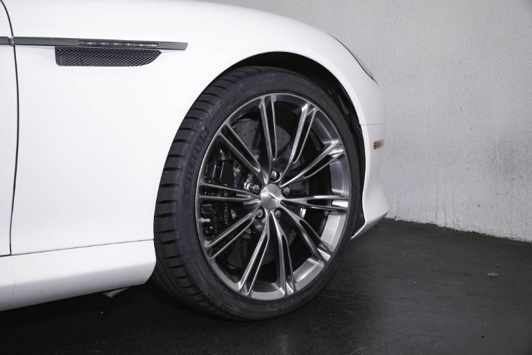 Used 2015 Aston Martin DB9 for sale $84,991 at Aston Martin Walnut Creek in Walnut Creek CA 94596 9